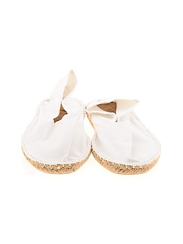 Unbranded Flats (view 2)