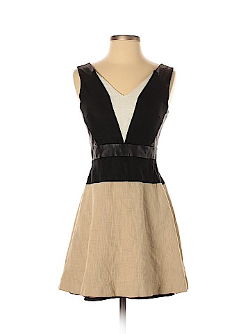 Ann Taylor Casual Dress (view 1)