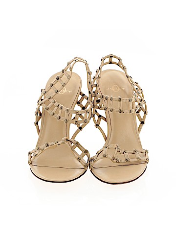 Joey O Heels (view 2)