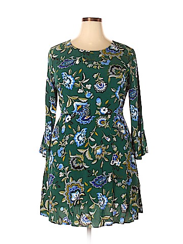 Old Navy Casual Dress (view 1)