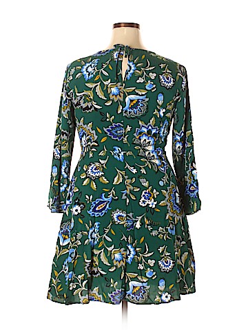 Old Navy Casual Dress (view 2)