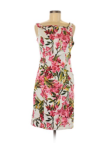 Hearts & Roses Casual Dress (view 1)