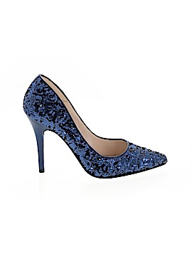 E! Live from the Red Carpet Size 6 1/2
