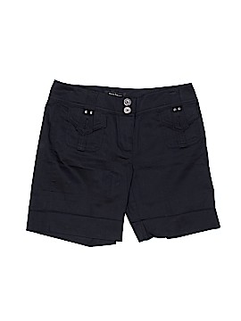 White House Black Market Size 00