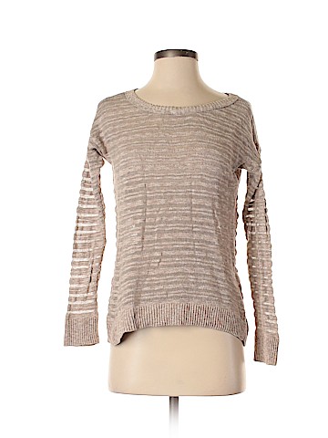 American Eagle Outfitters Pullover Sweater (view 1)