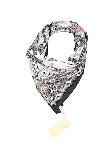 Collection 18 Scarf (view 1)