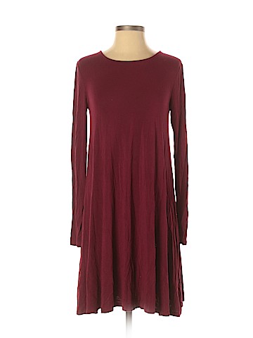 Old Navy Casual Dress (view 1)