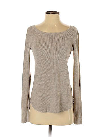 American Eagle Outfitters Pullover Sweater (view 1)