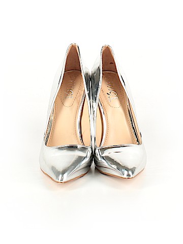 Rouge Heels (view 2)