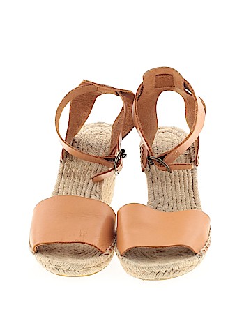 Unbranded Wedges (view 2)