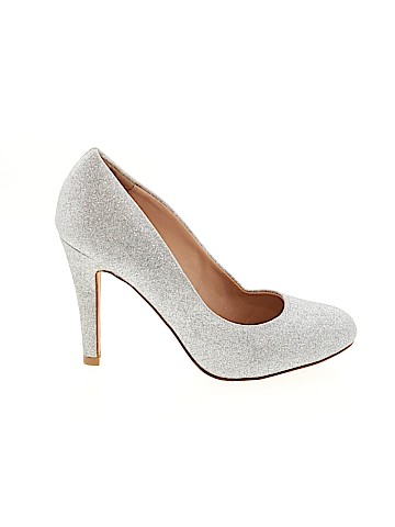 Kelly & Katie Heels (view 1)