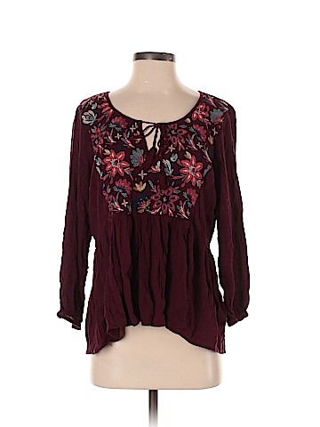 American Eagle Outfitters 3/4 Sleeve Blouse (view 1)