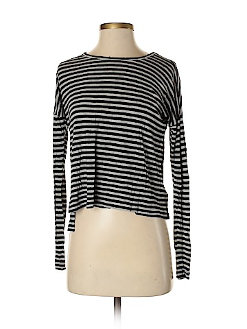 Forever 21 Long Sleeve T-Shirt (view 1)