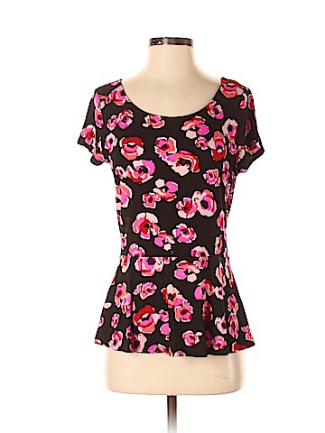 Elle Short Sleeve T-Shirt (view 1)