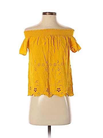 Old Navy Short Sleeve Top (view 1)