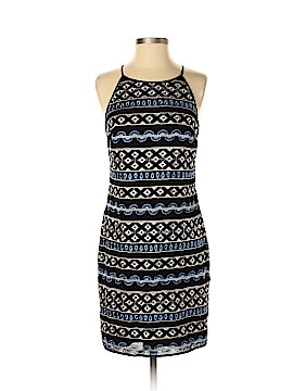 White House Black Market Size 2