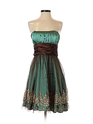 Blondie Nites Cocktail Dress (view 1)