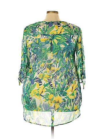 Roz & Ali 3/4 Sleeve Blouse (view 2)