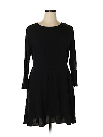 Old Navy Casual Dress (view 1)