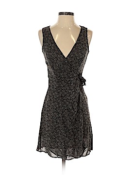 Laundry by Shelli Segal Size 4