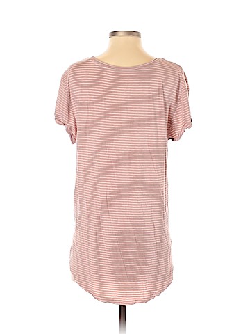 American Eagle Outfitters Short Sleeve T-Shirt (view 2)