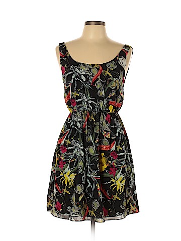 Alice + Olivia Casual Dress (view 1)