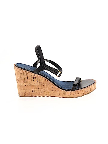 Gap Sandals (view 1)