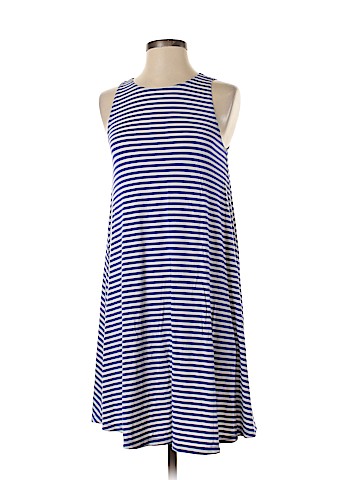 Old Navy Casual Dress (view 1)