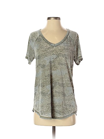 American Eagle Outfitters Short Sleeve T-Shirt (view 1)