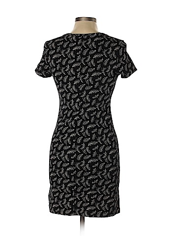 Old Navy Casual Dress (view 2)