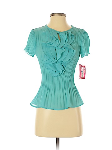 Sunny Leigh Short Sleeve Blouse (view 1)