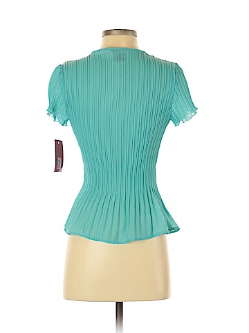 Sunny Leigh Short Sleeve Blouse (view 2)