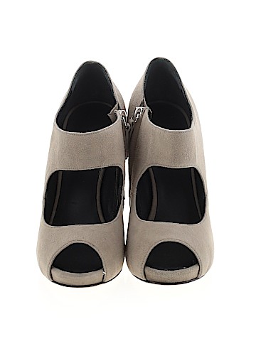 Barneys New York Heels (view 2)