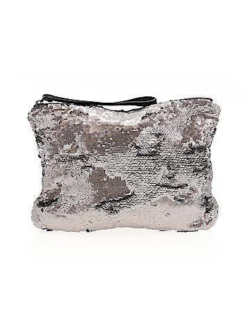 Gap Outlet Wristlet (view 1)