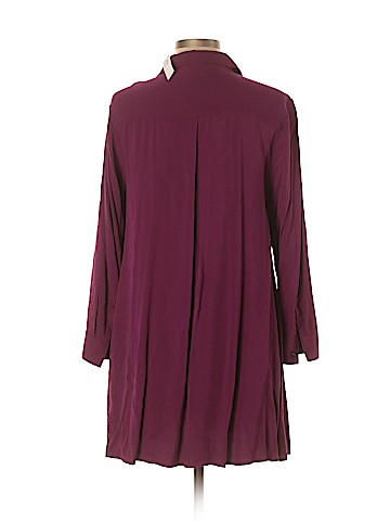 Old Navy Casual Dress (view 2)