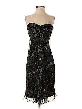 Laundry by Shelli Segal Size 4