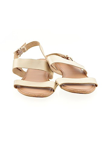 Old Navy Sandals (view 2)