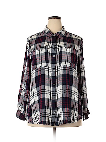 Jessica Simpson Long Sleeve Button-Down Shirt (view 1)