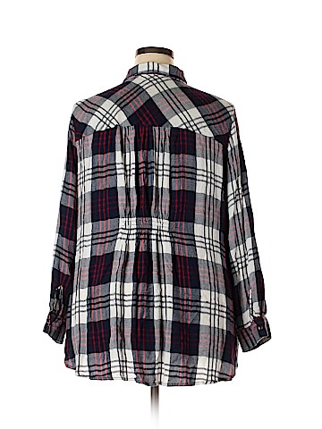 Jessica Simpson Long Sleeve Button-Down Shirt (view 2)