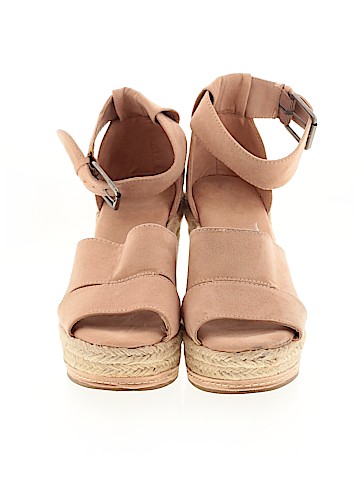 Universal Thread Wedges (view 2)