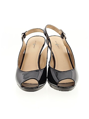 Jaclyn Smith Heels (view 2)