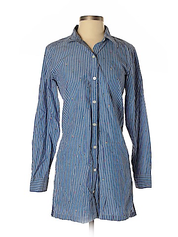Gap Long Sleeve Button-Down Shirt (view 1)