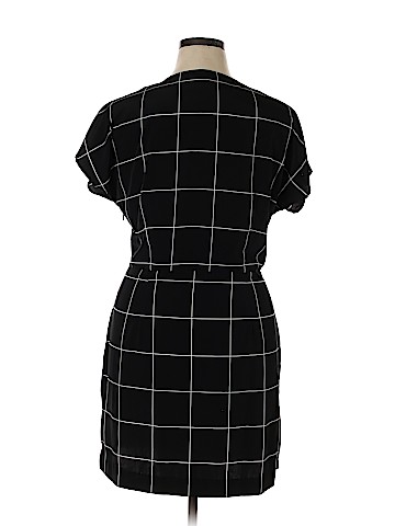 Banana Republic Factory Store Casual Dress (view 2)