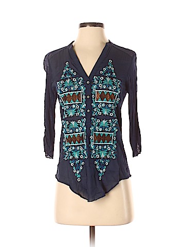 Tiny 3/4 Sleeve Blouse (view 1)