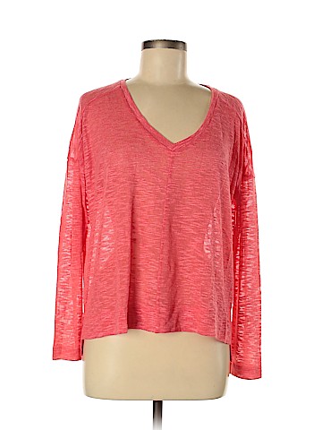 Old Navy Pullover Sweater (view 1)