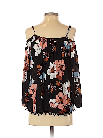 Ella Moon Sleeveless Blouse (view 2)