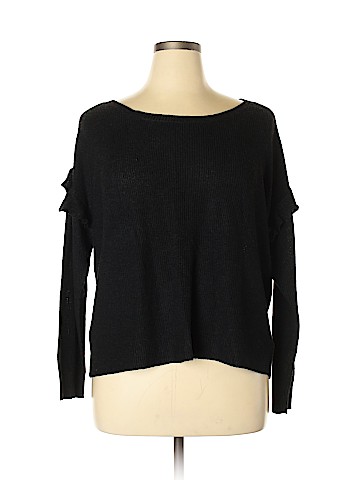 American Eagle Outfitters Pullover Sweater (view 1)