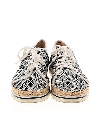 Ivanka Trump Flats (view 2)