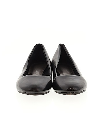 Pierre Dumas Flats (view 2)