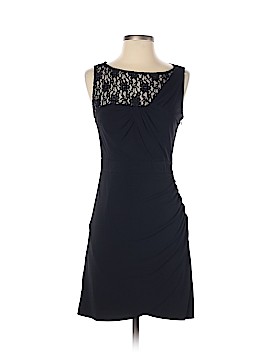 Laundry by Shelli Segal Size 4